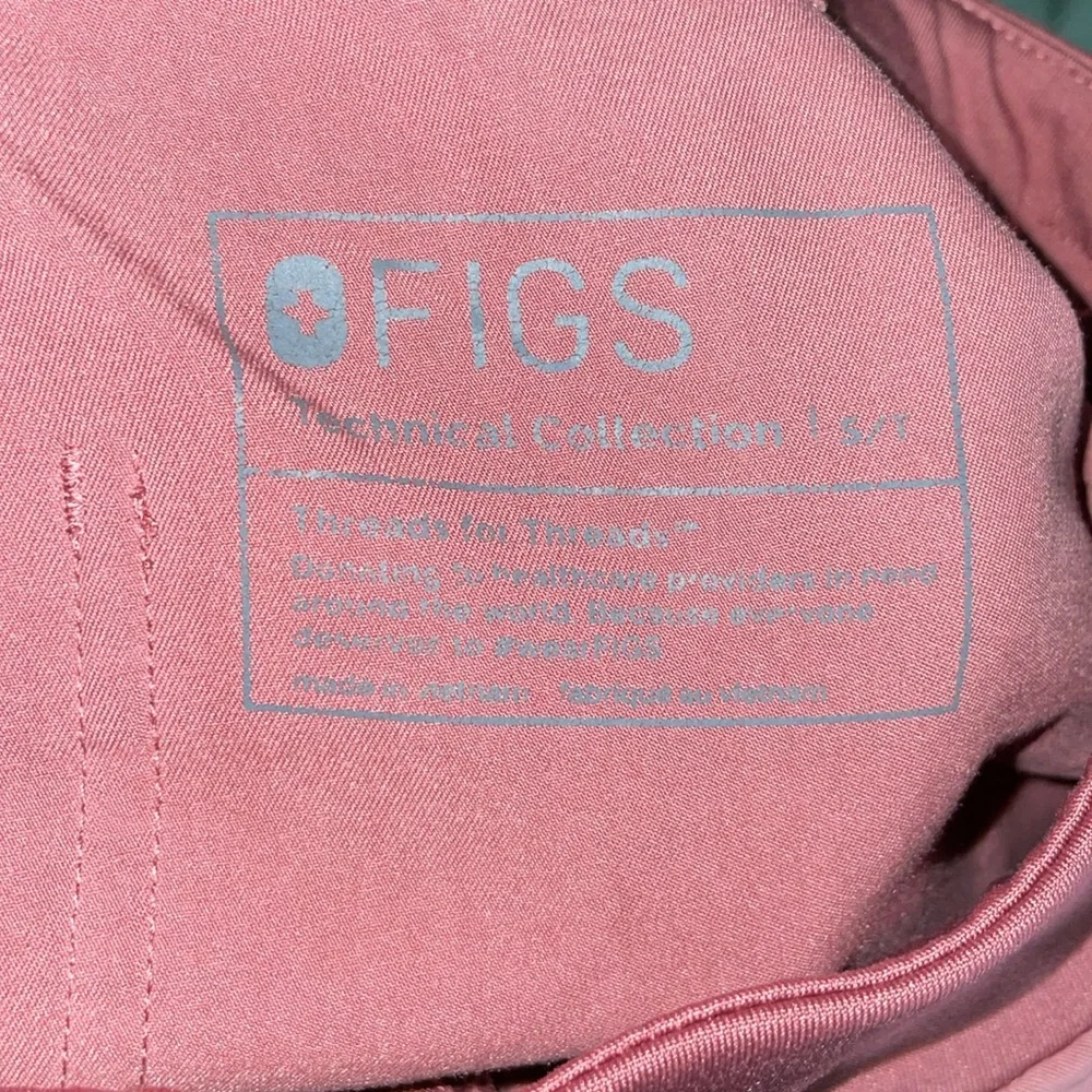 Mauve fig set FIGS Yola Scrub Pants 2 piece set catalina top XS/SM - Picture 11 of 15